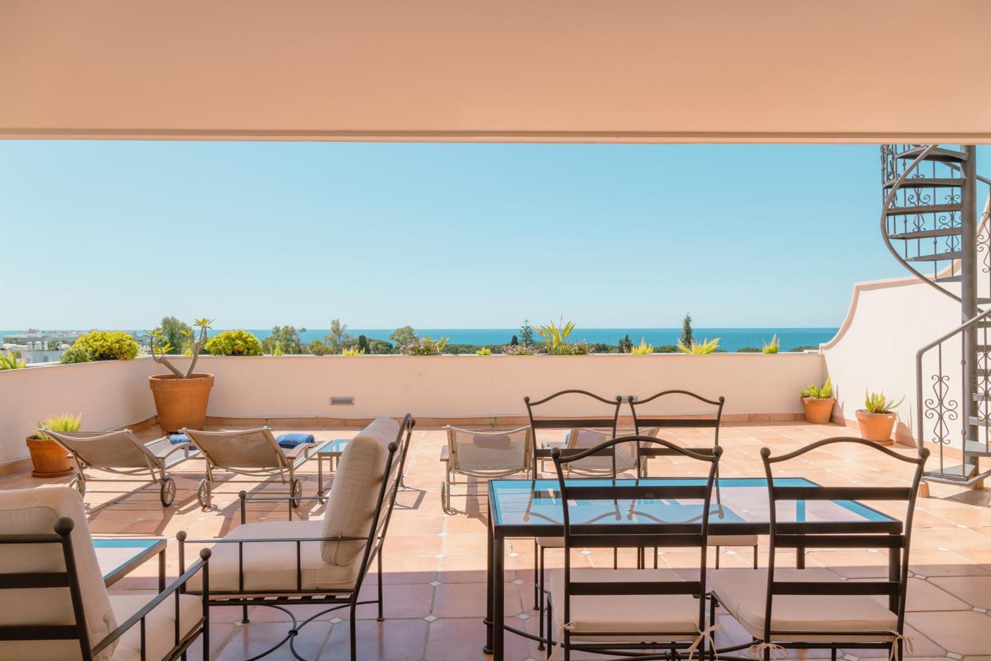 Guadalpin Apartament